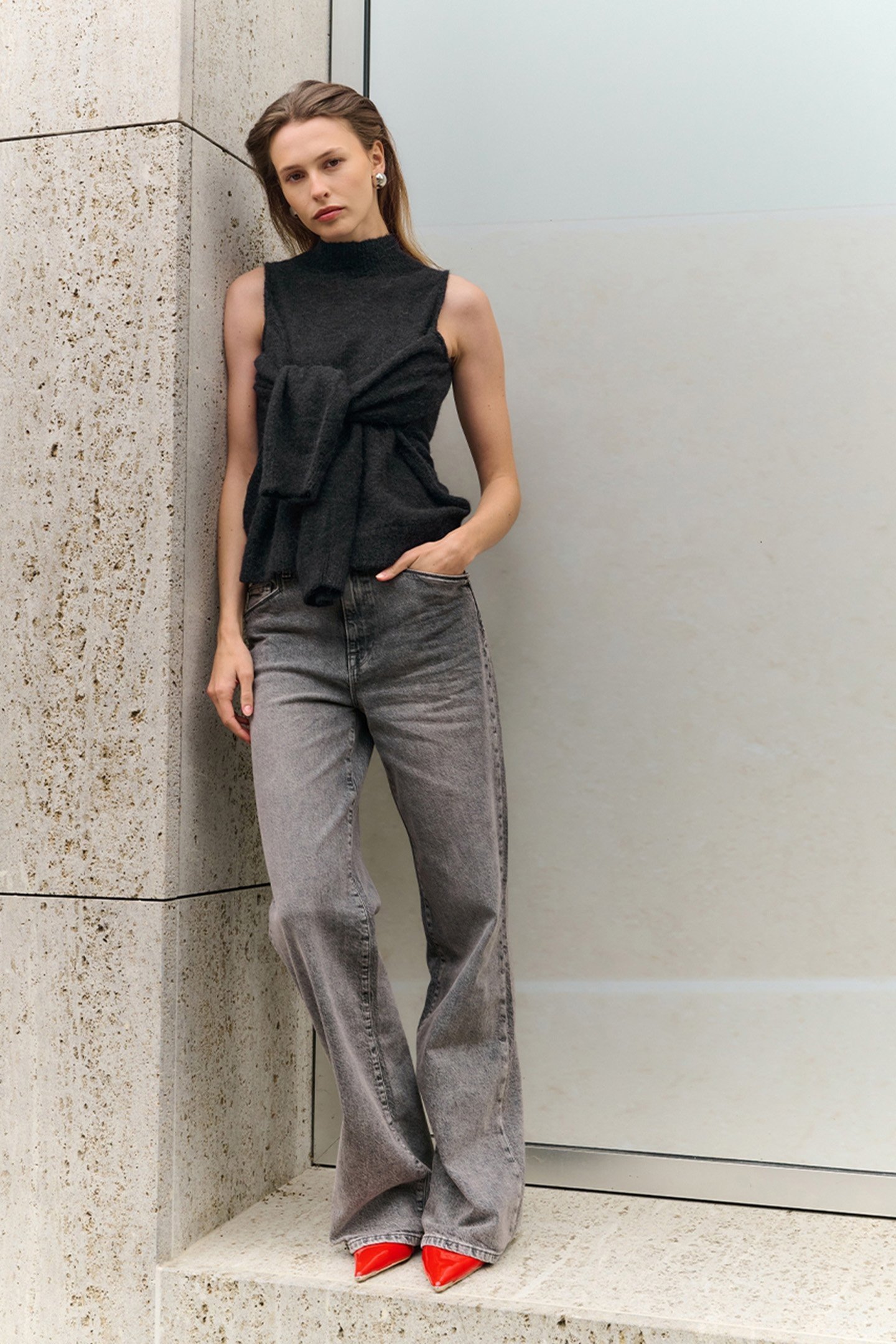 AVIEL OPEN SHOULDER SWEATER RAVEN 2