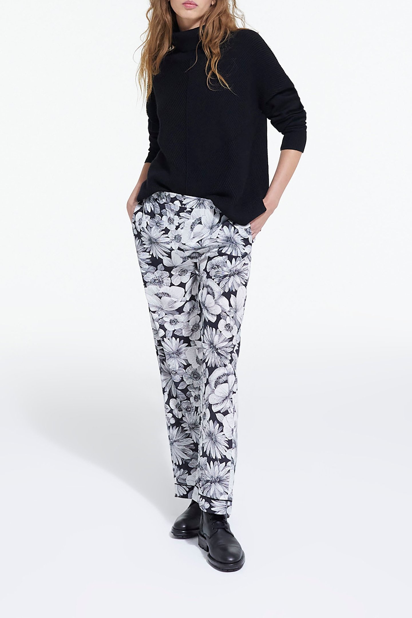 PANTALON ROMANTIC GARDEN BLACK WHITE 3