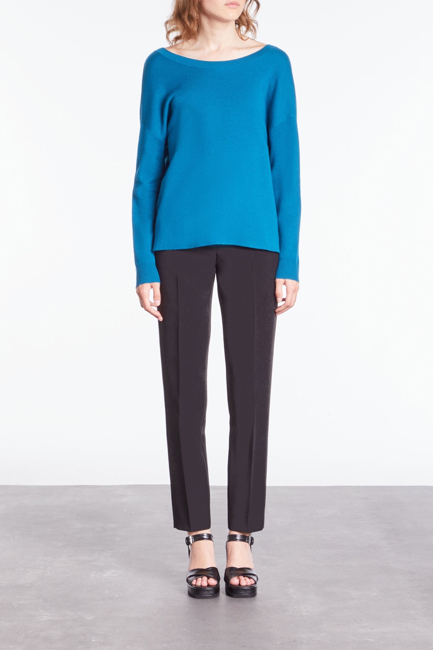 SWEATER WITH FAKE BUTTONS ON THE BACK MEDIUM BLUE 1