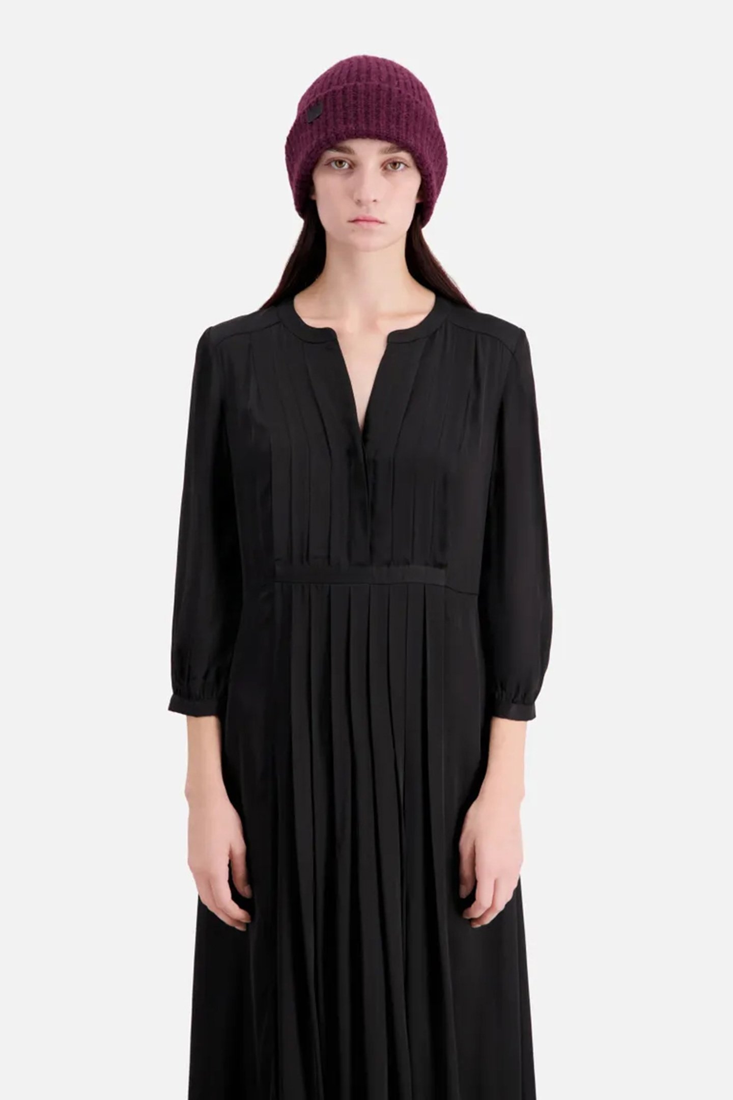 ALPACA WOOL HAT WITH LEATHER PATCH BURGUNDY 2