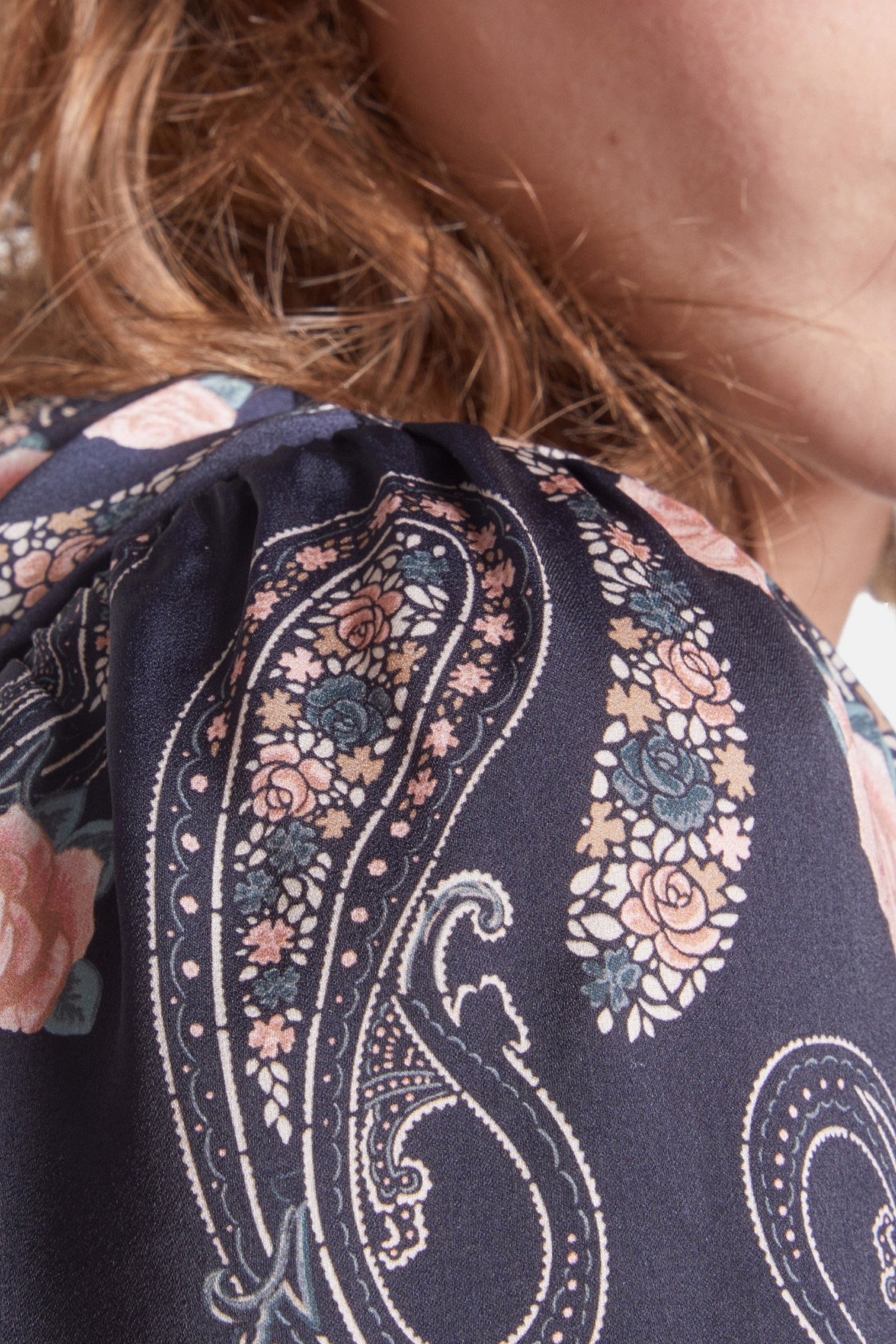 SHORT DRESS WITH LONG SLEEVES BLACK/PINK 6