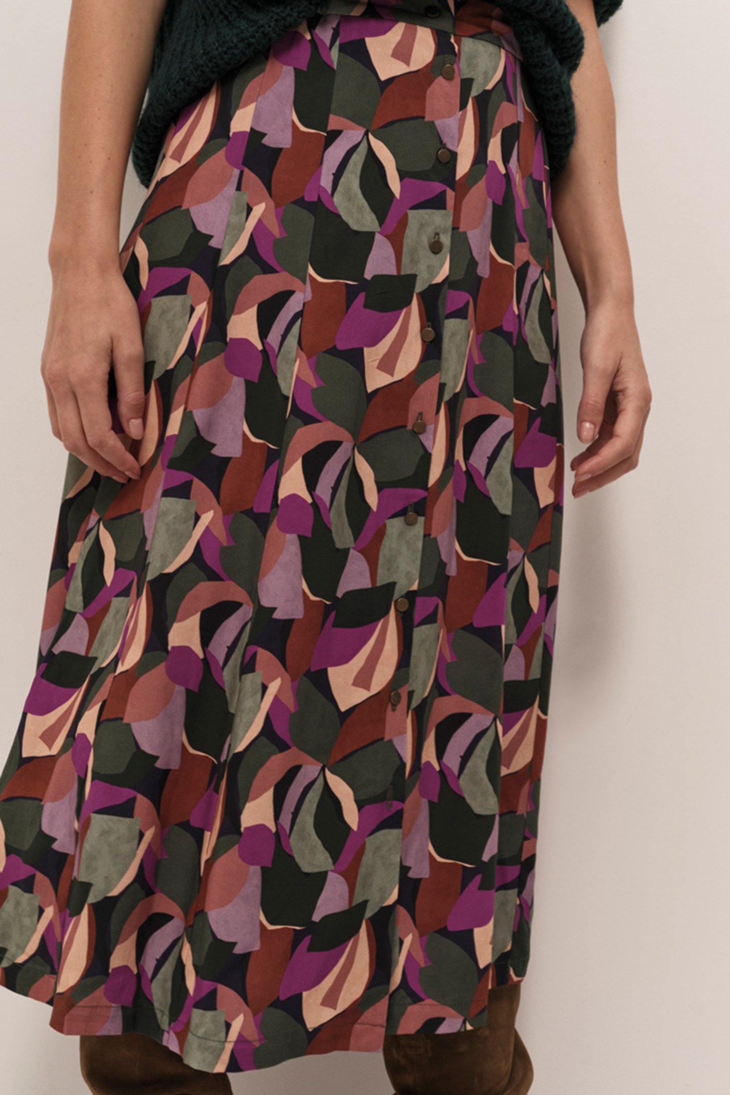JOYAU - SYCAMORE MIDI SKIRT WITH ARTY PRINT IN COLOR 5