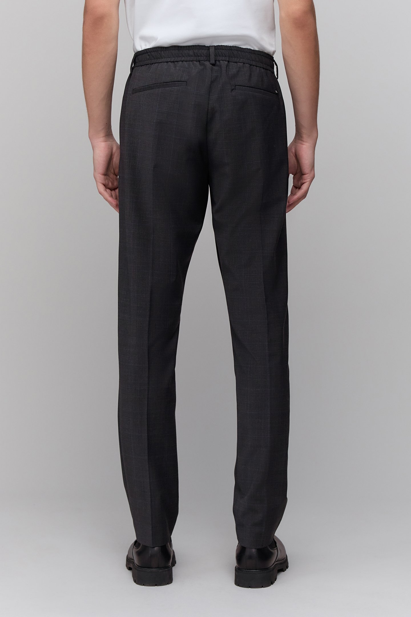 ANTHRACITE TRAVEL SUIT JOGPANTS 2