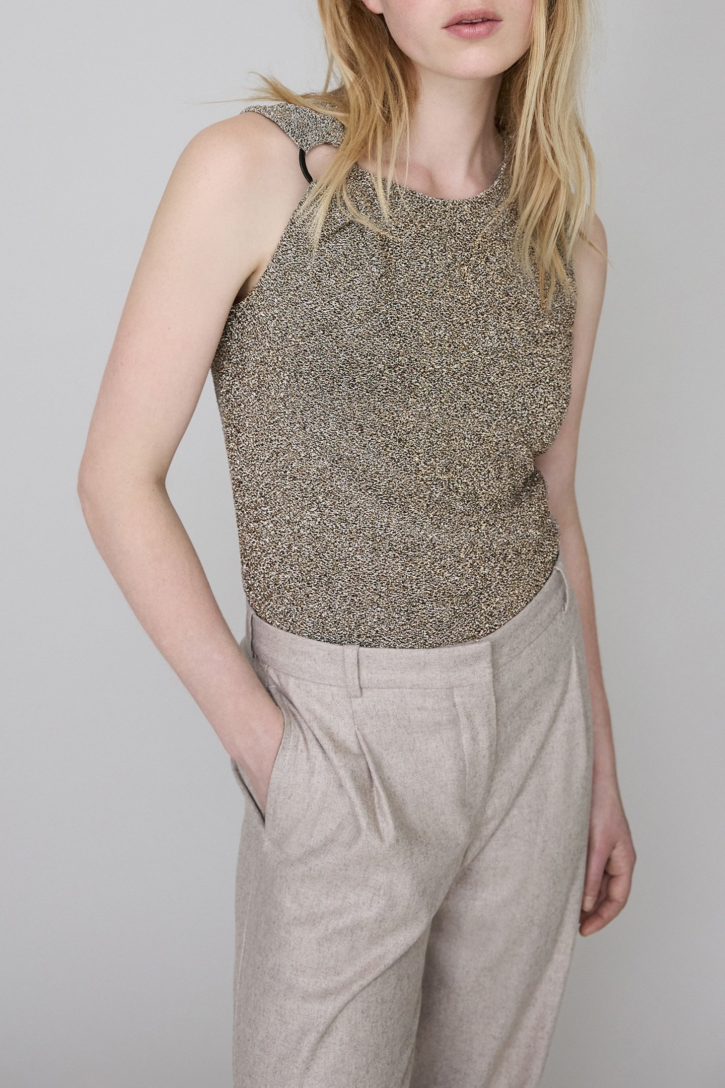 PURE EDITION-ASYMMETRICAL LUREX MESH TOP 1