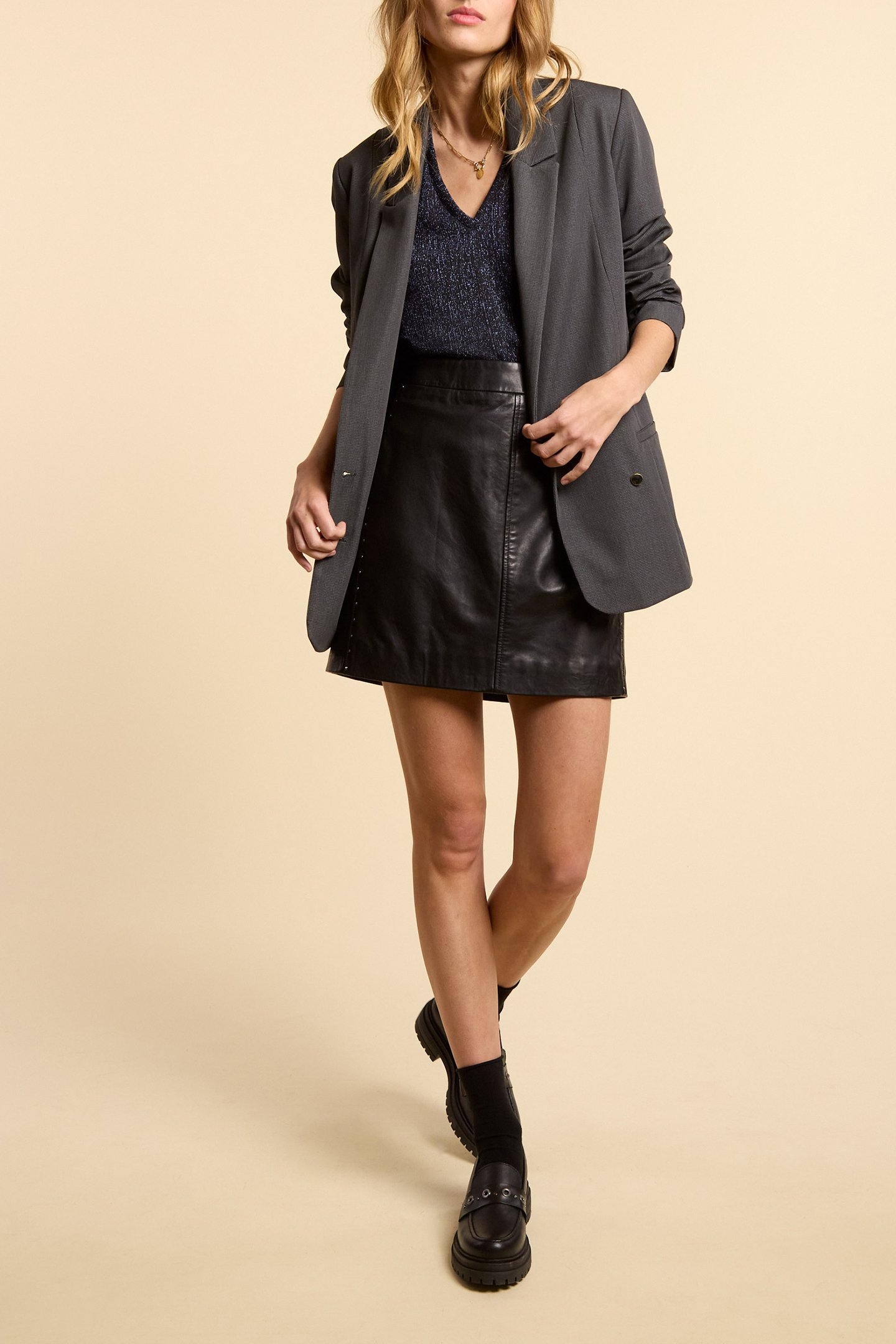 DARK BLUE METALLIC KNIT T-SHIRT 4