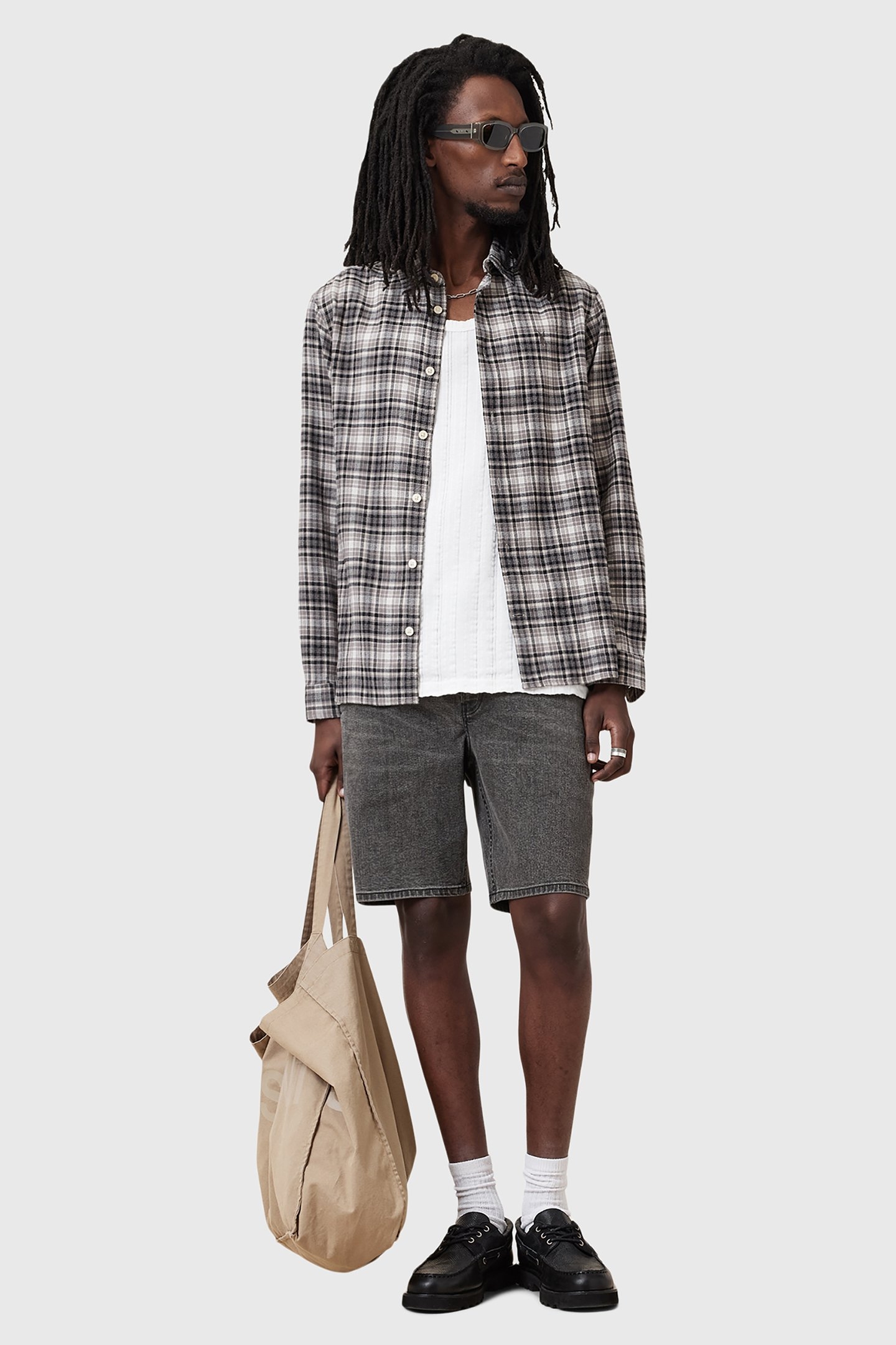 SWITCH SHORT WASHED BLACK 6