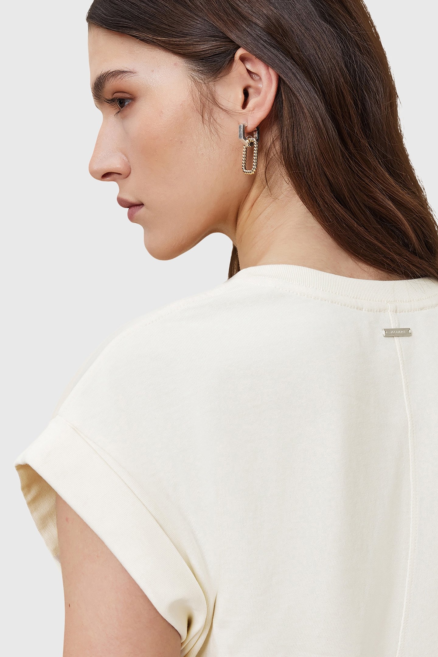 MIRA SATIN TEE TOFU WHITE 7