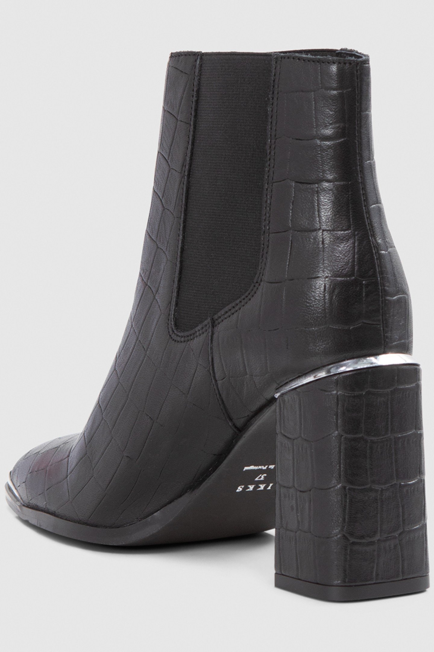 BLACK EMBOSSED LEATHER LOW BOOTS WITH METAL CLIP BLACK 2