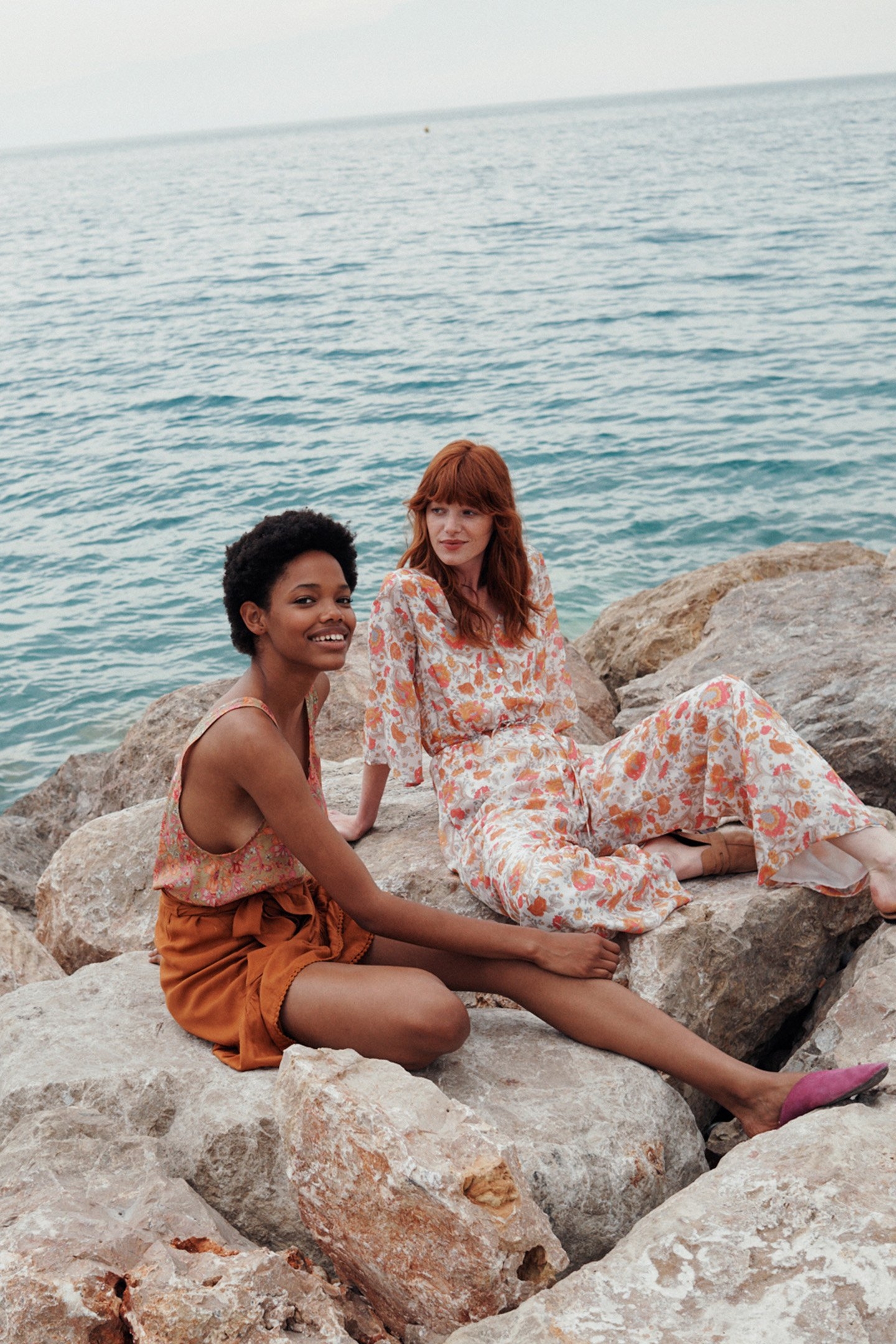 TOP ANNA KHAKI MULTI FLOWERS 3