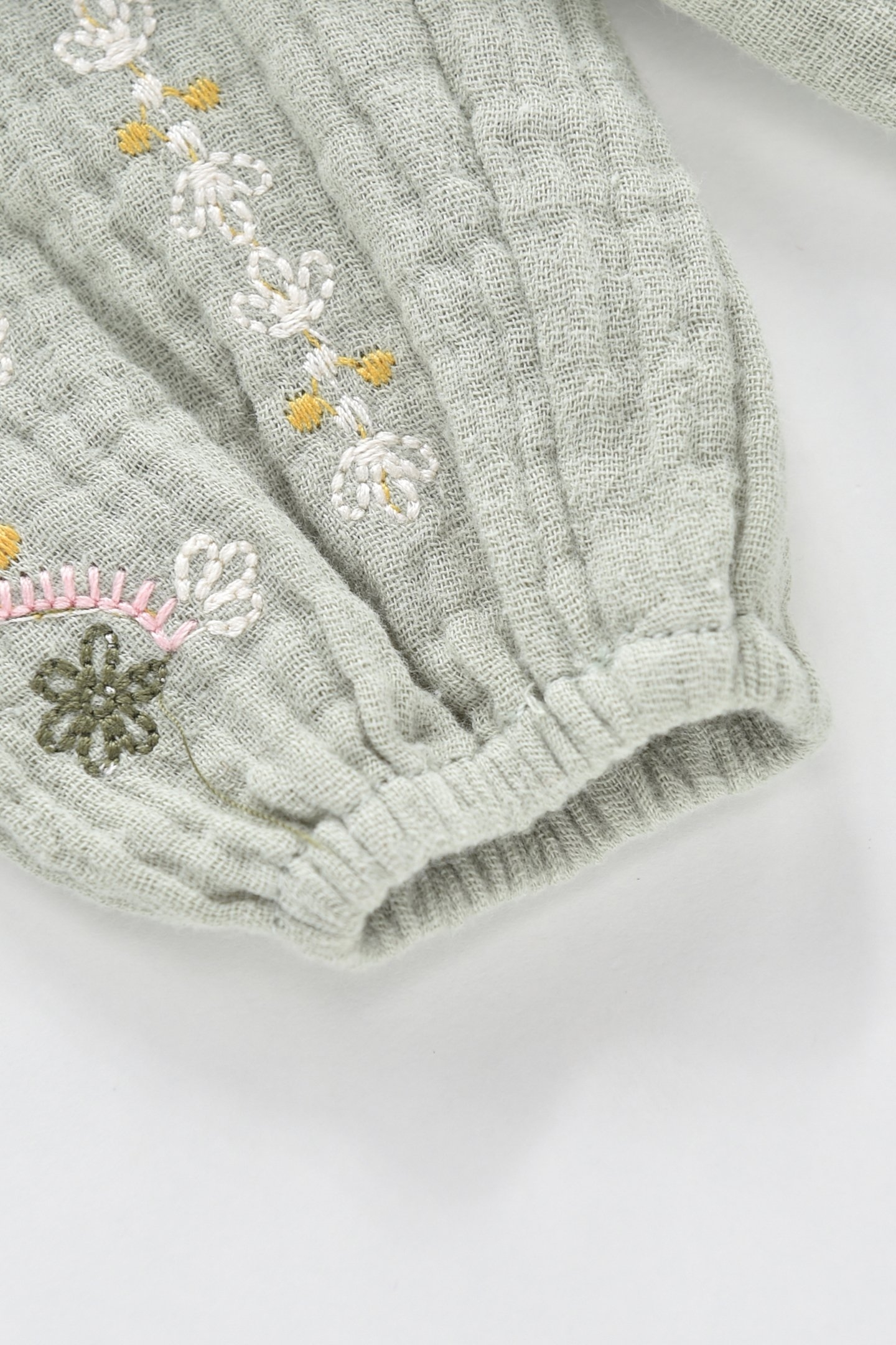 BLOUSE SYBIL KHAKI 7