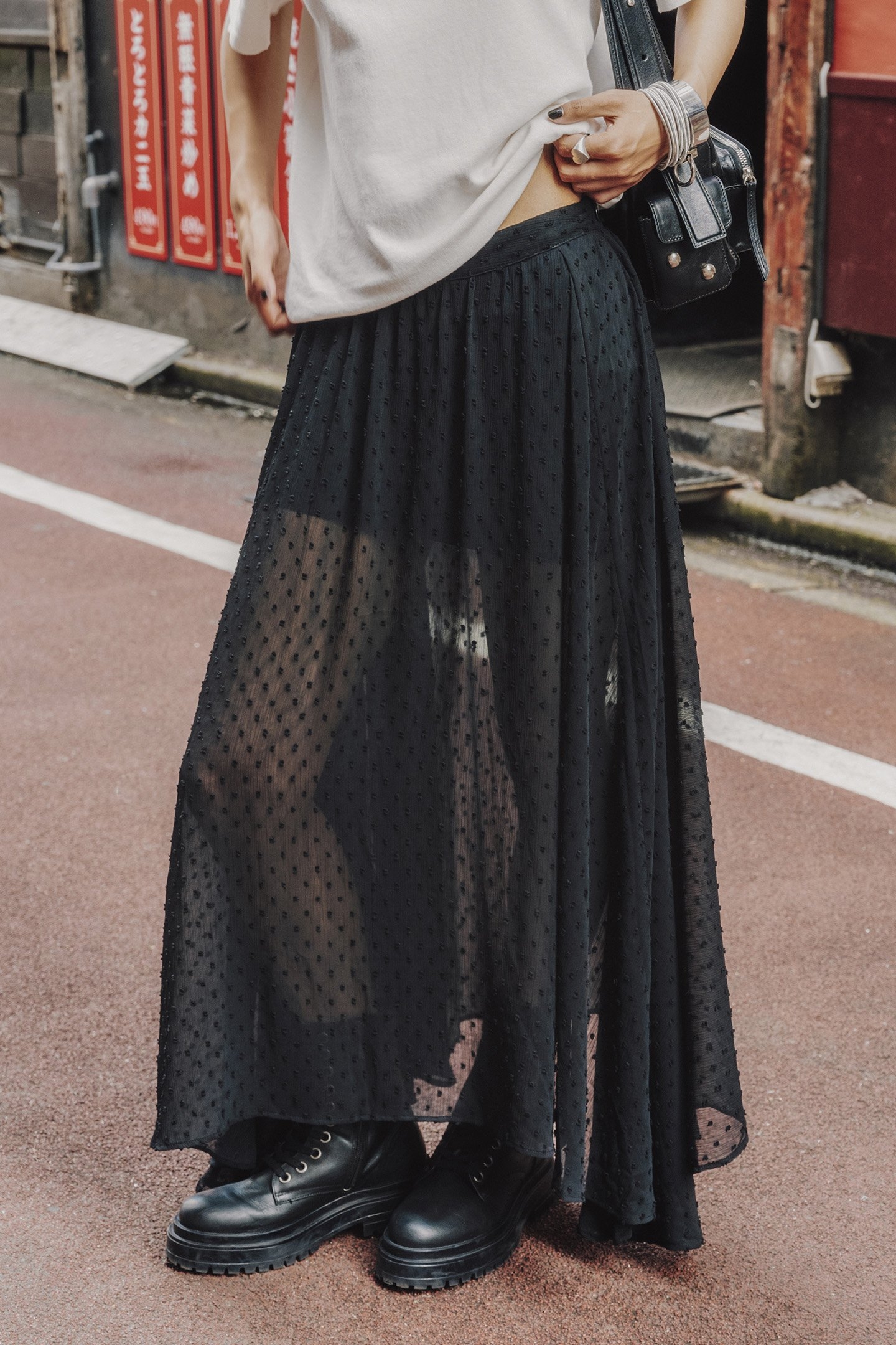 THE BLACK LONG RUFFLE SKIRT 1