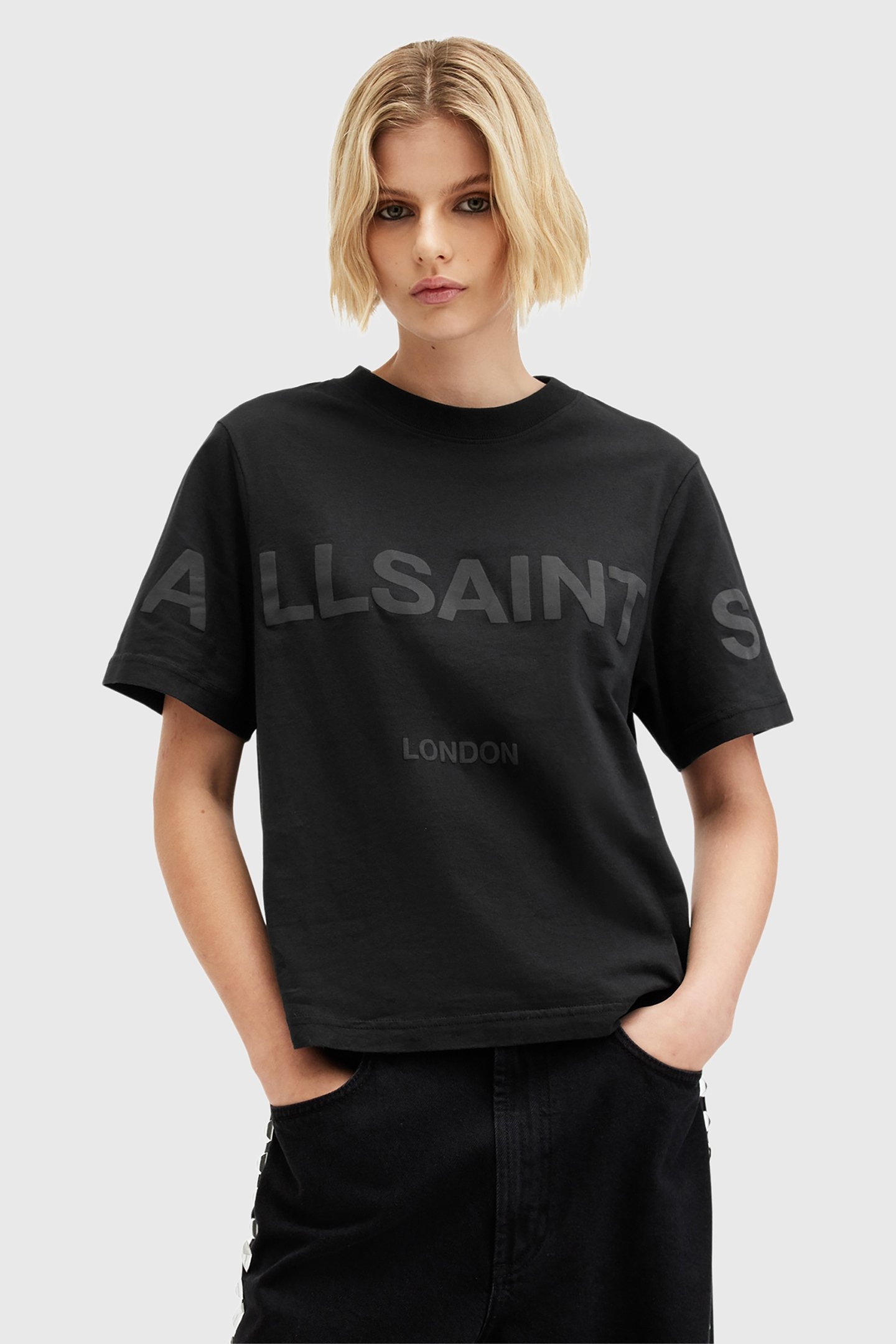 LISA BIGGY TEE BLACK 1