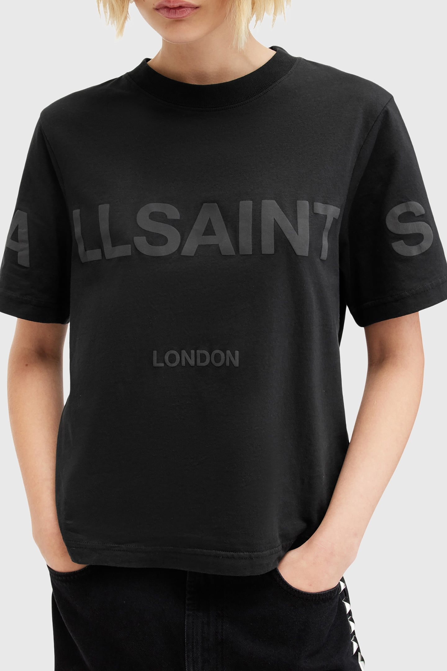 LISA BIGGY TEE BLACK 5