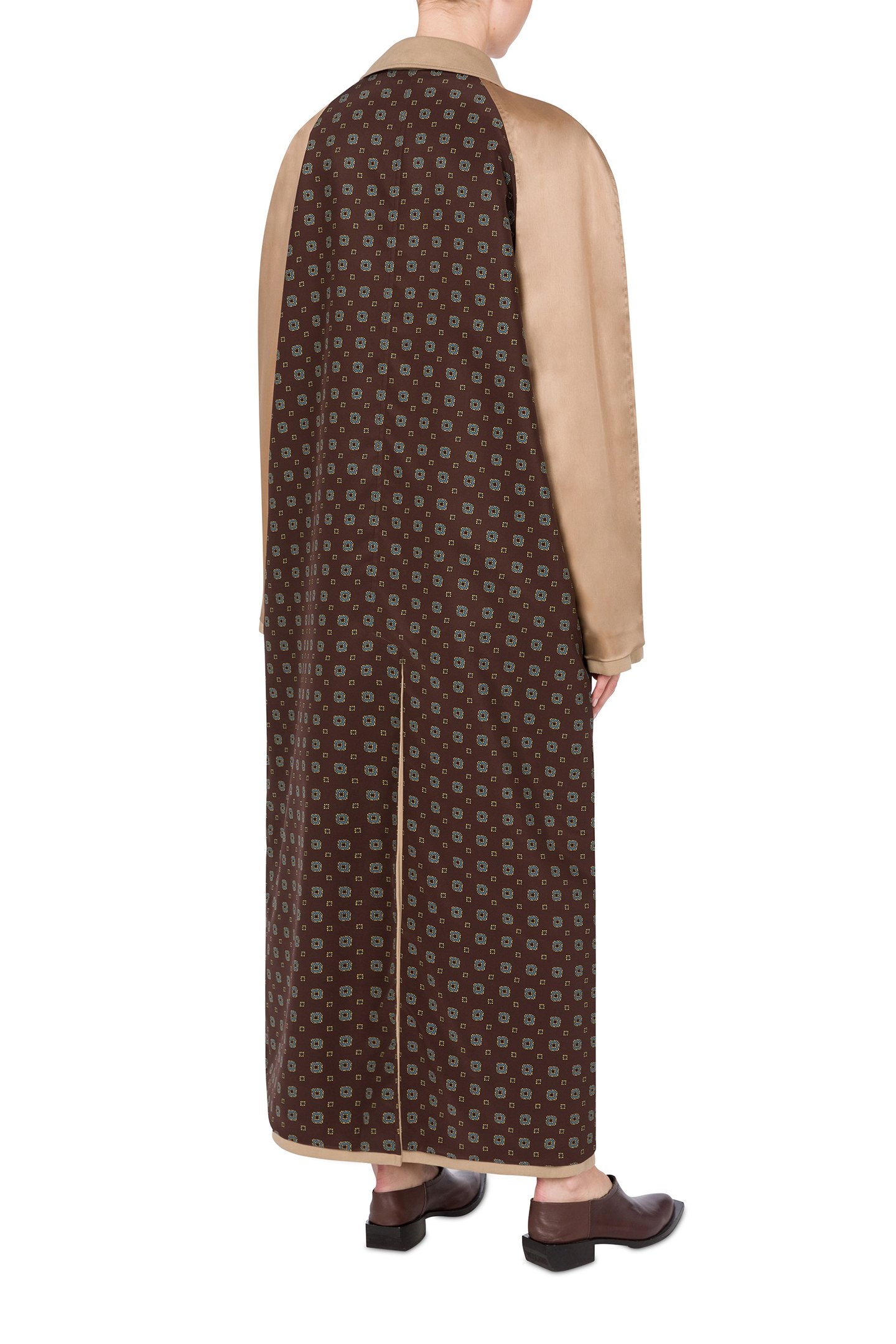 REVERSIBLE TRENCH COAT IN GABARDINE AND SATIN BEIGE 2