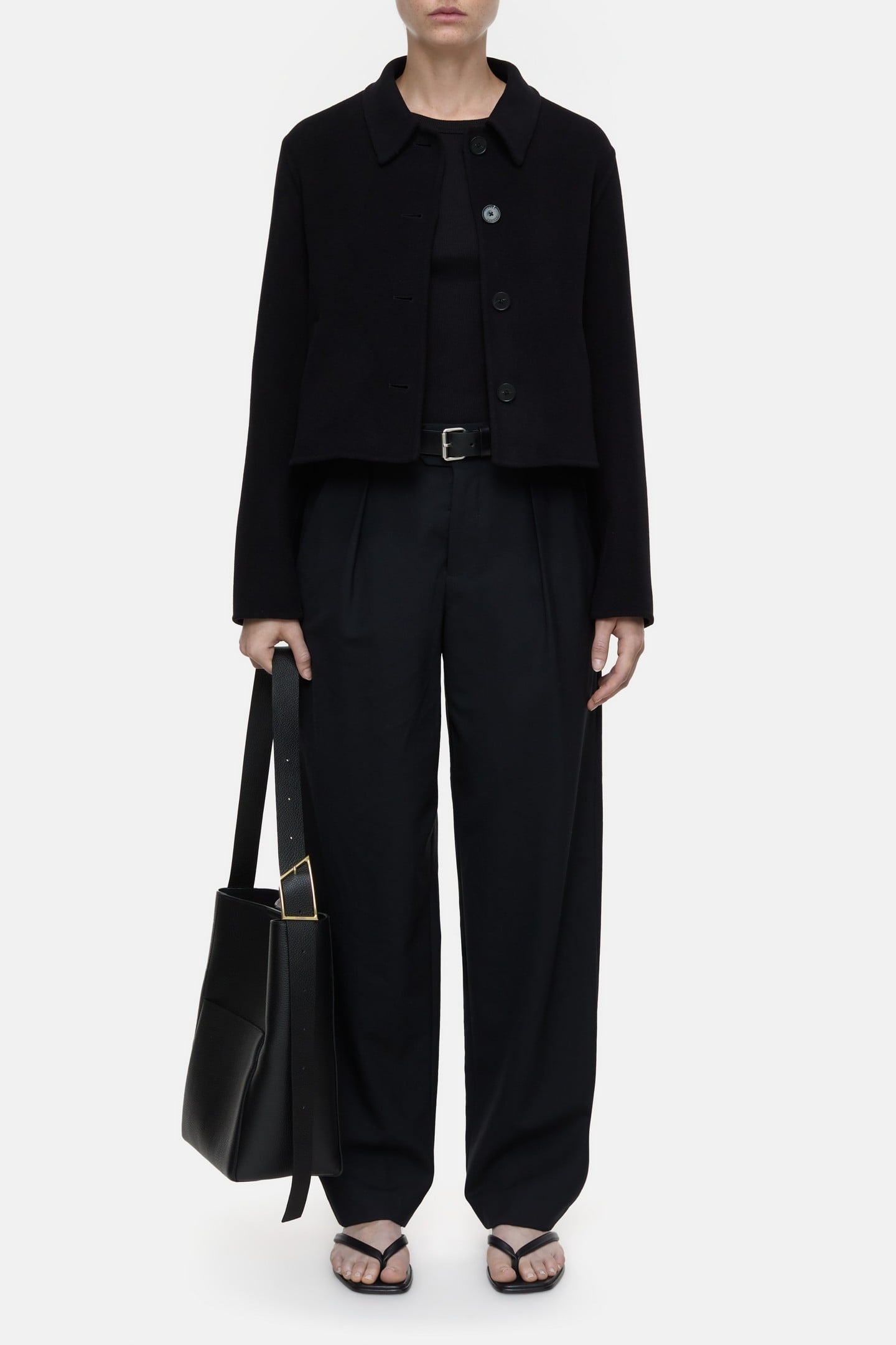 CROPPED JACKET BLACK 2