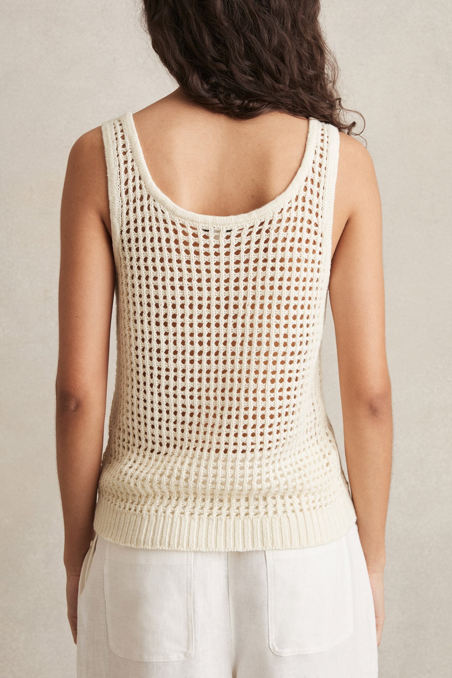 KNIT VEST IVORY 2