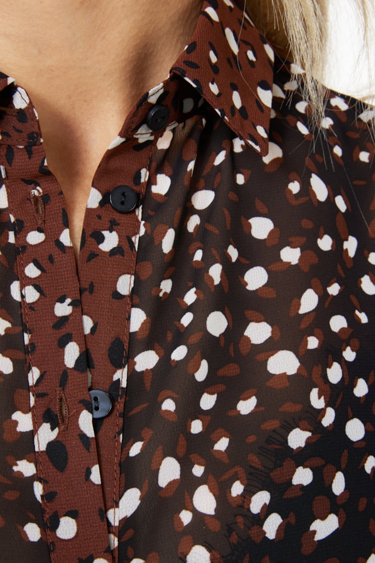 BLOUSE BASIC ANIMAL STEPS PRINT 7