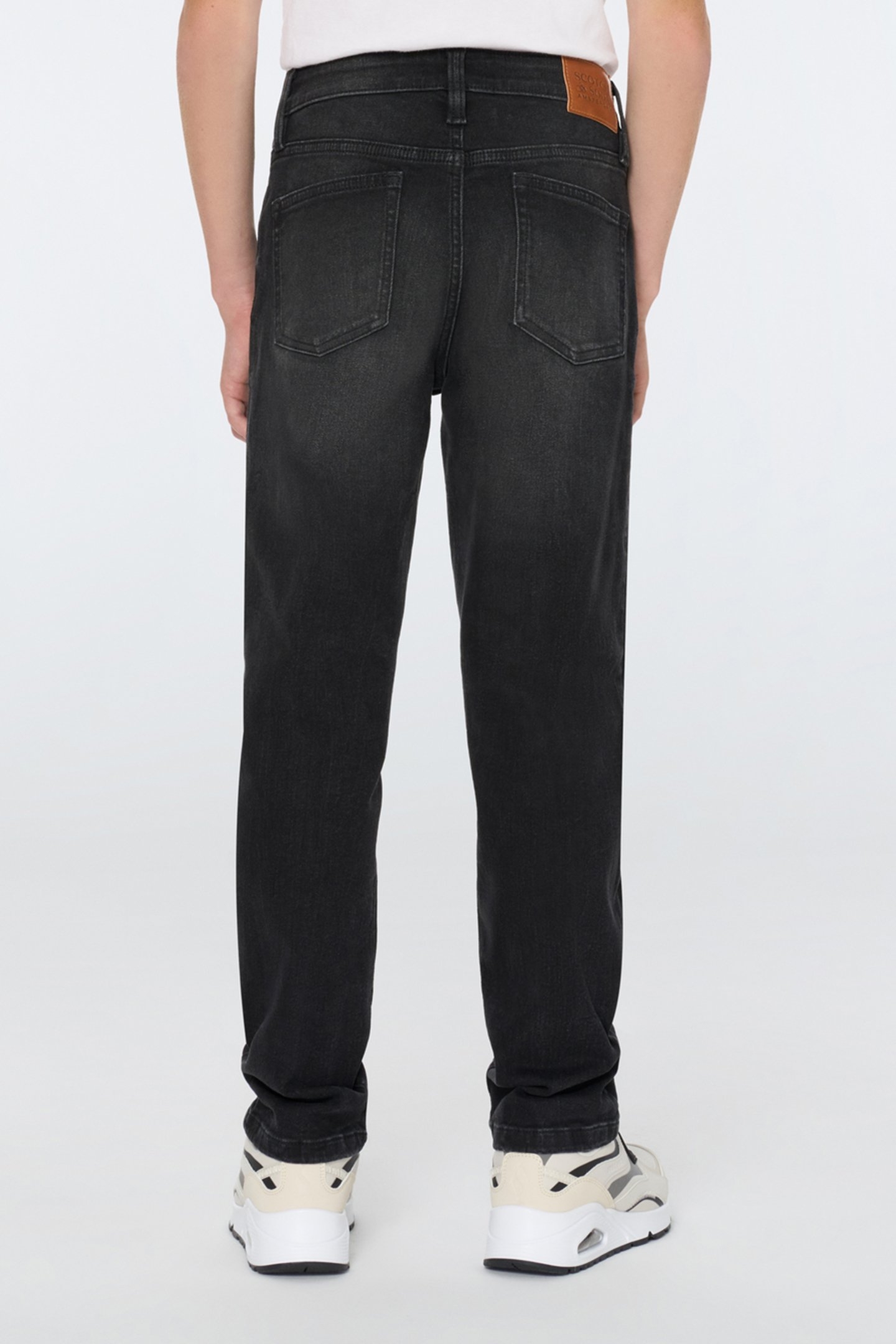 BOYS 5 PKT LOOSE TAPERED FIT JEAN BLACK / WHITE 2