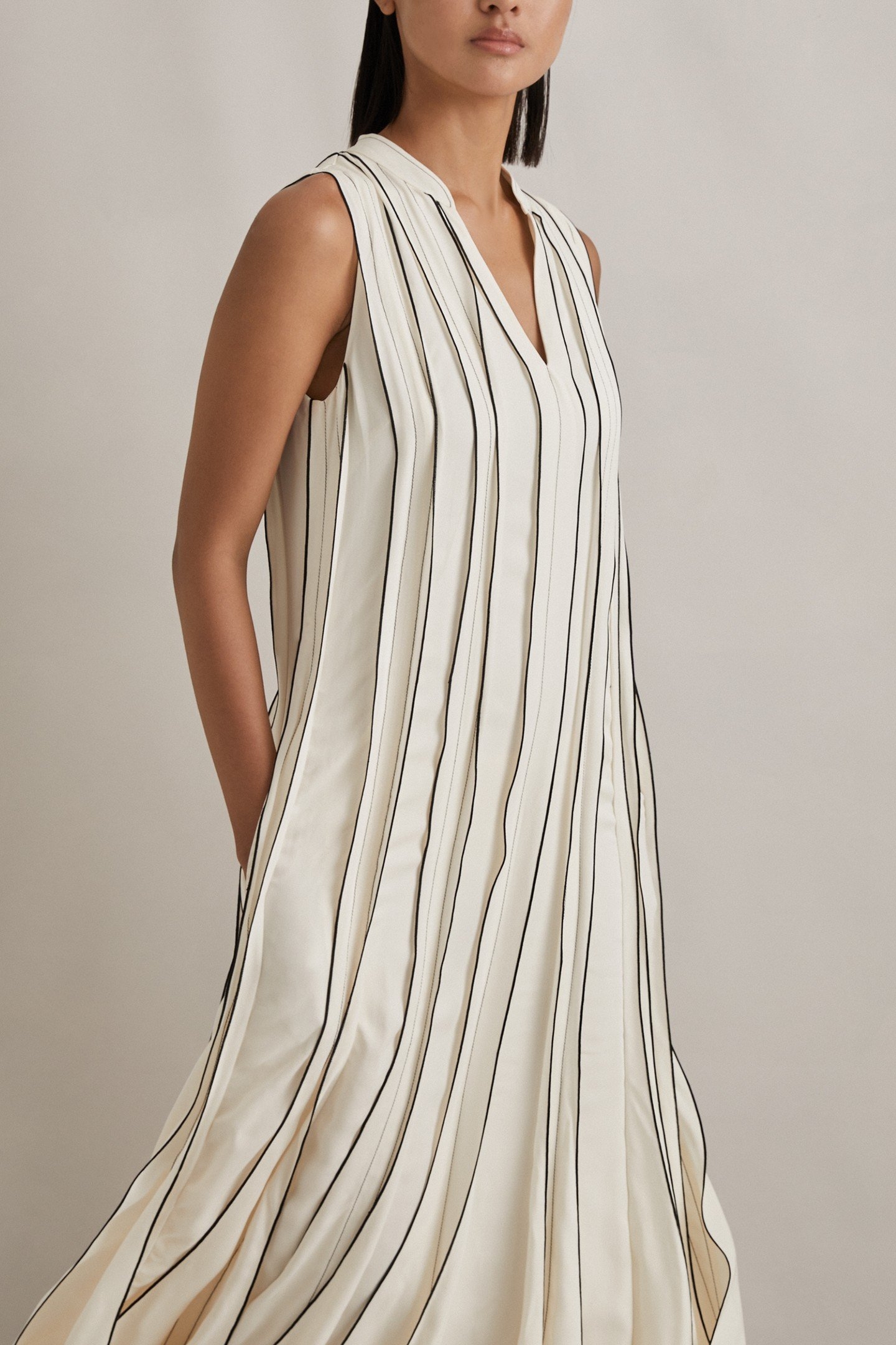 TIPPED PLEAT DRESS IVORY 1