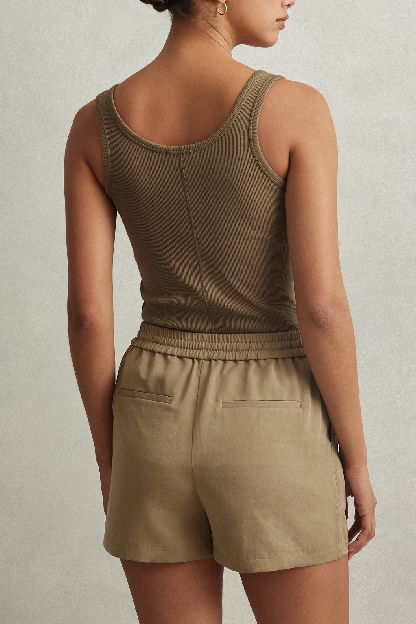 TENCEL SHORT KHAKI 2