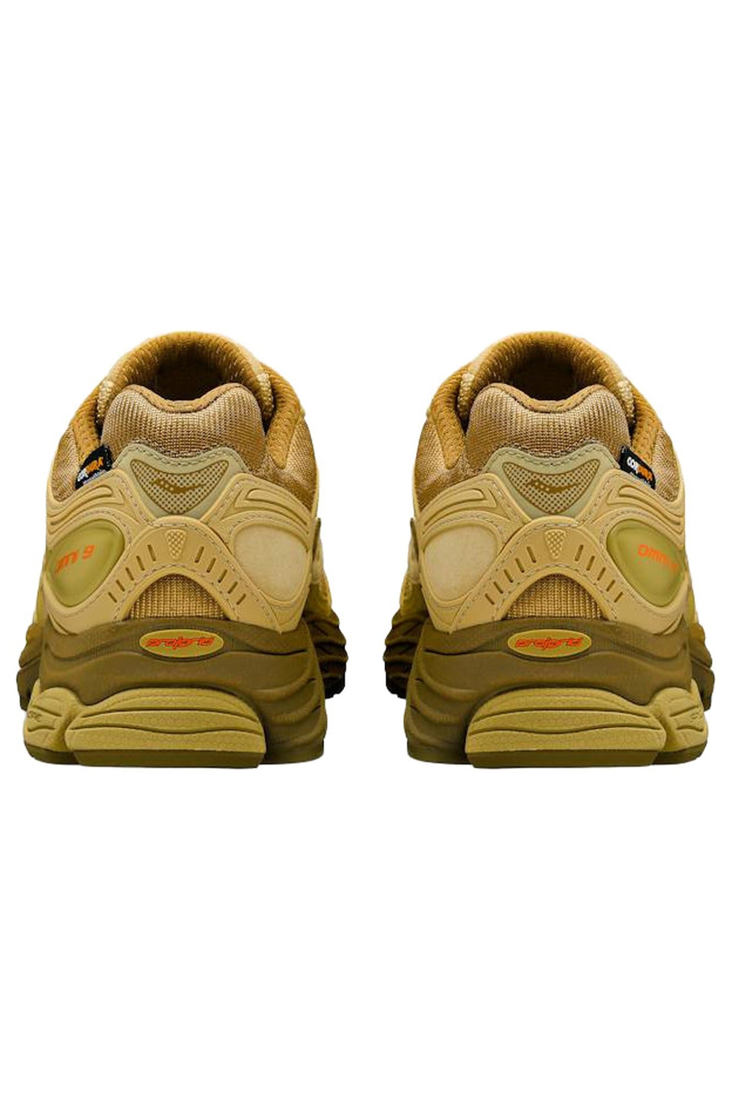 SAUCONY X STARCOW – PROGRID OMNI 9 4