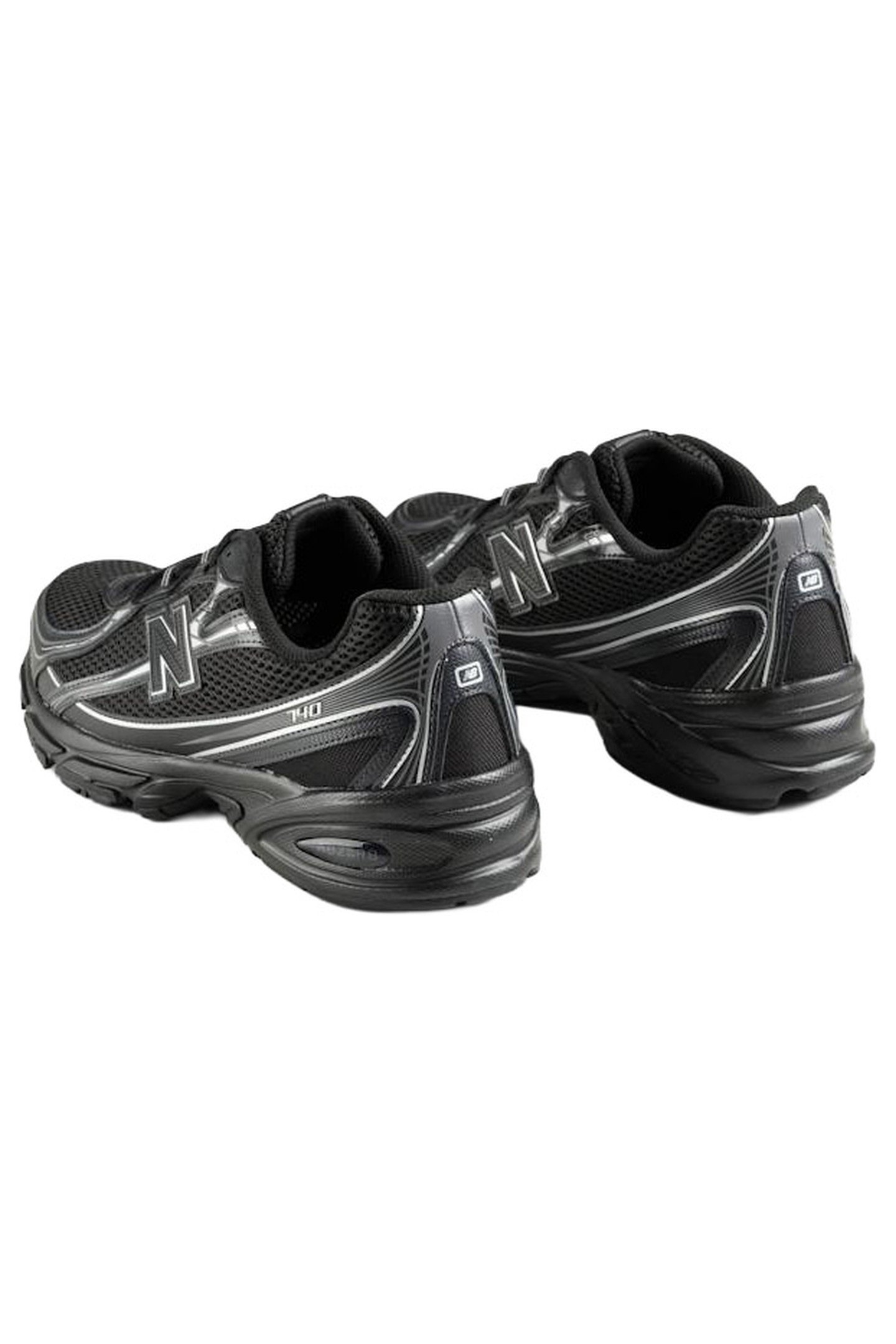 NEW BALANCE – 740 4