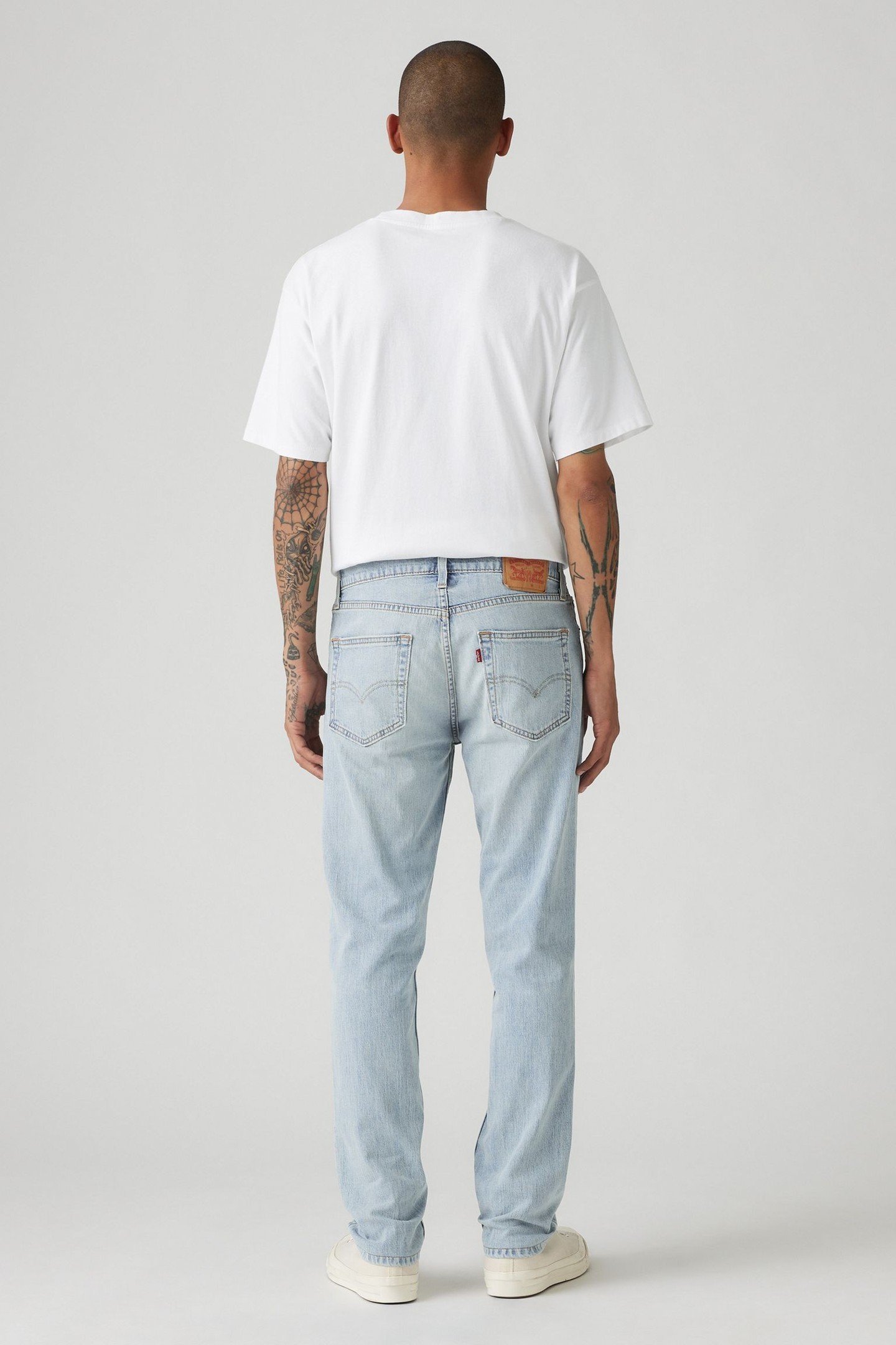 511™ SLIM JEANS LIGHT INDIGO 4
