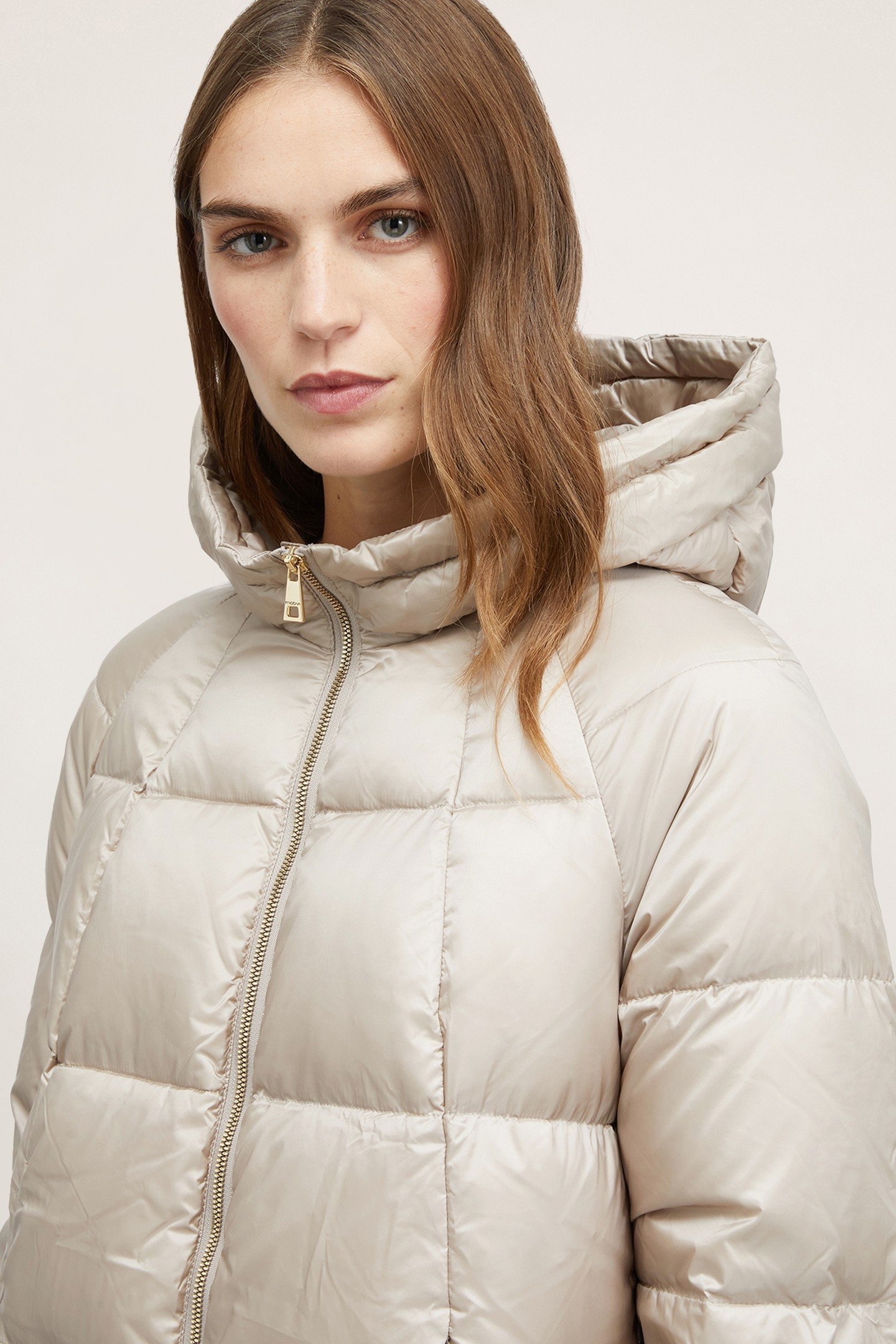 HOODED GENUINE DOWN JACKET WITH COCOON CUT WHITE 4
