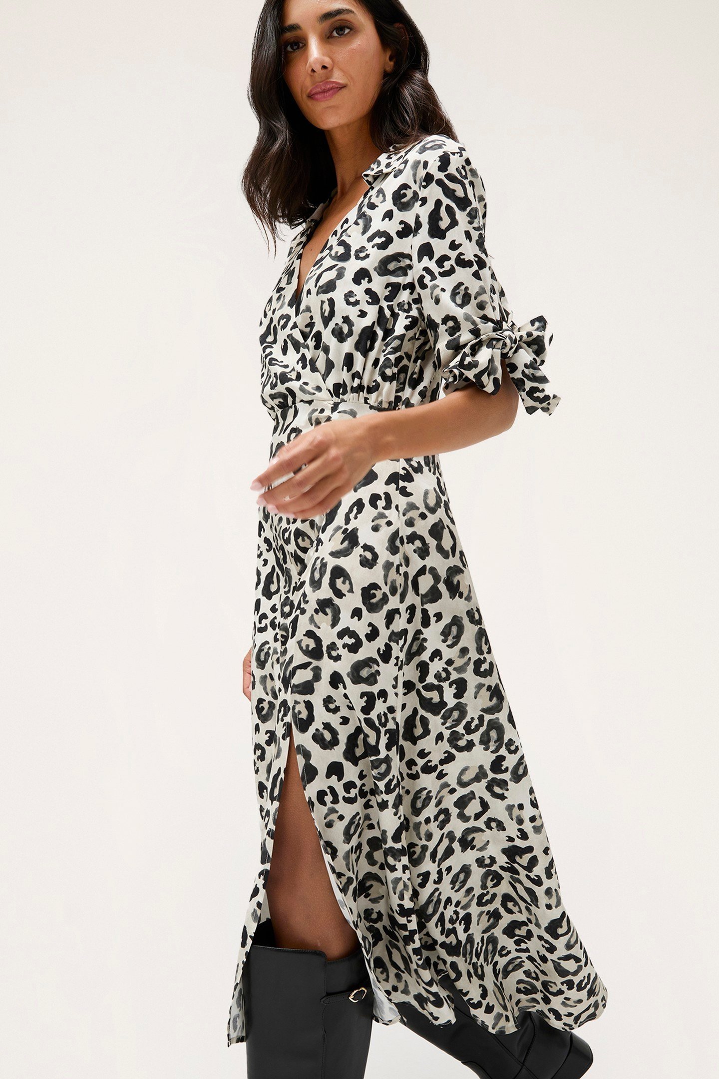 FLOWING DRESS WITH ANIMAL PRINT BEIGE 2