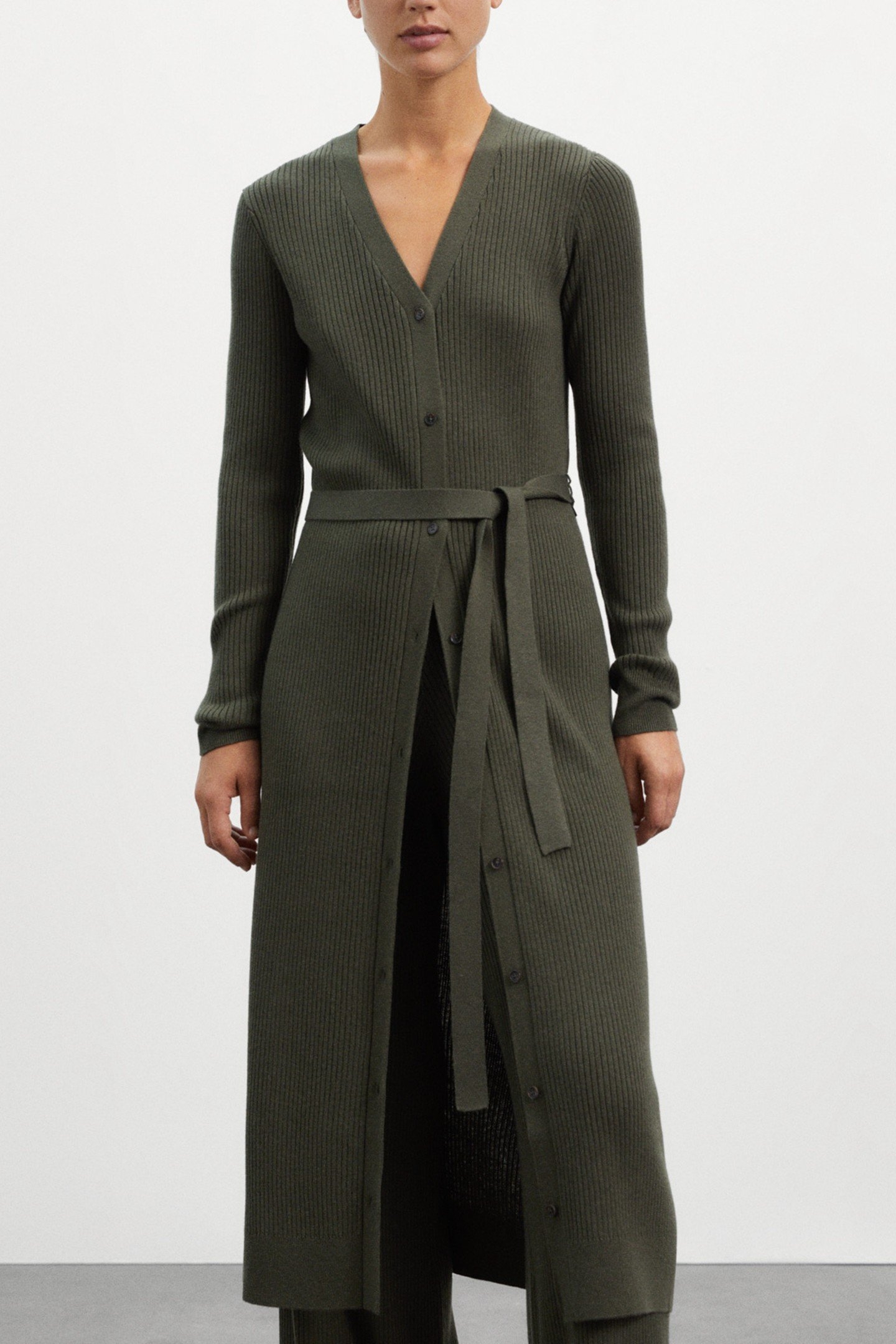 ROMEROALF KNIT OLIVE 1