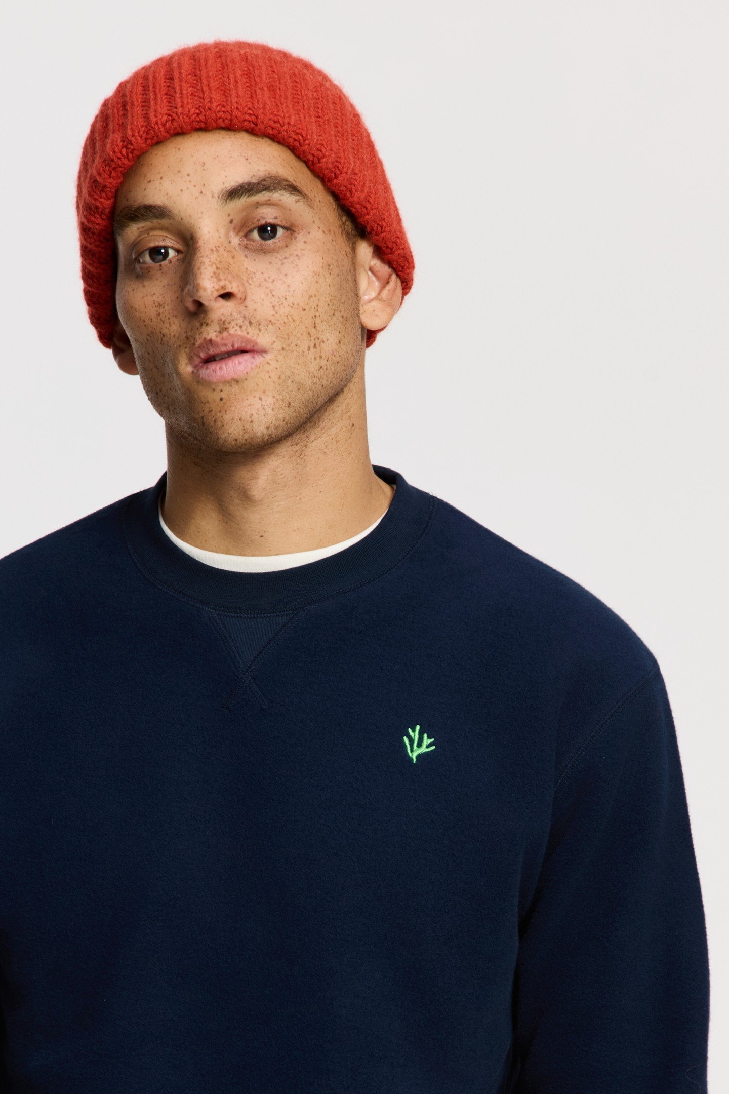 KYLE RELAXED FIT CORAL LOGO SWEATER BLUE DARK NAVY 2